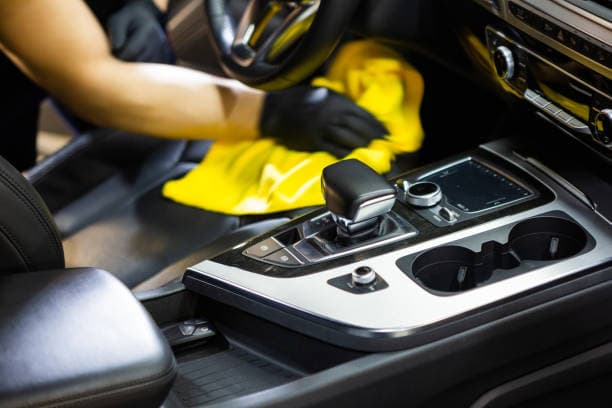 nettoyage et entretien de sa voiture