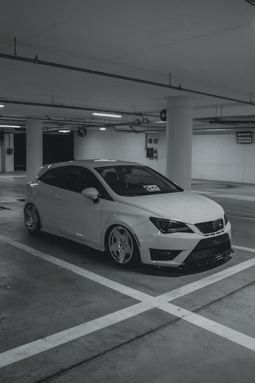 seat ibiza essence dimensions motorisations